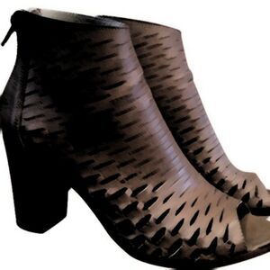 PIAMPIANI Lavaraxione Artigiana  Laser-cut Boots